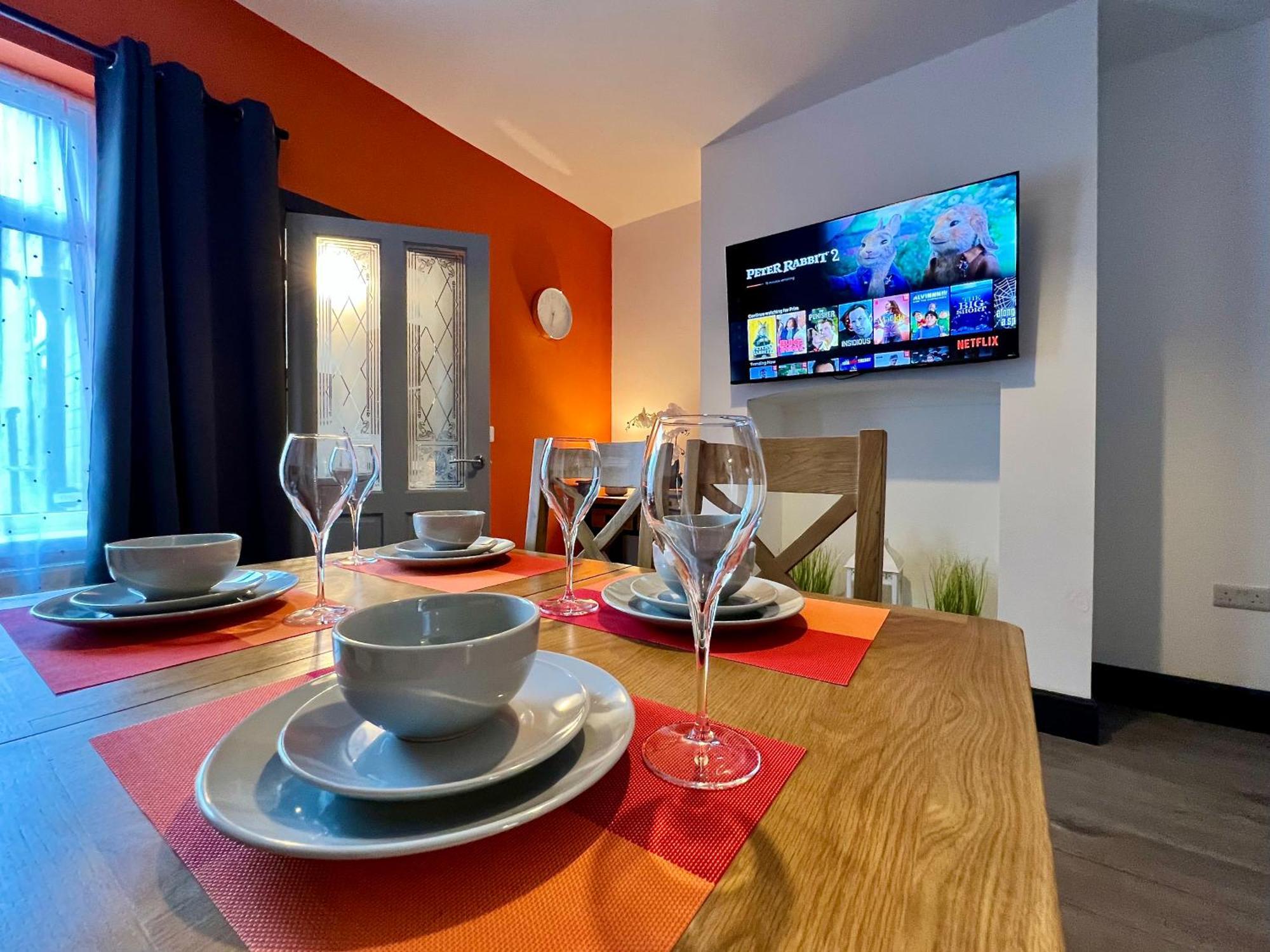 Oxford House - Great For Contractors Or Family Holidays كْليثوربس المظهر الخارجي الصورة