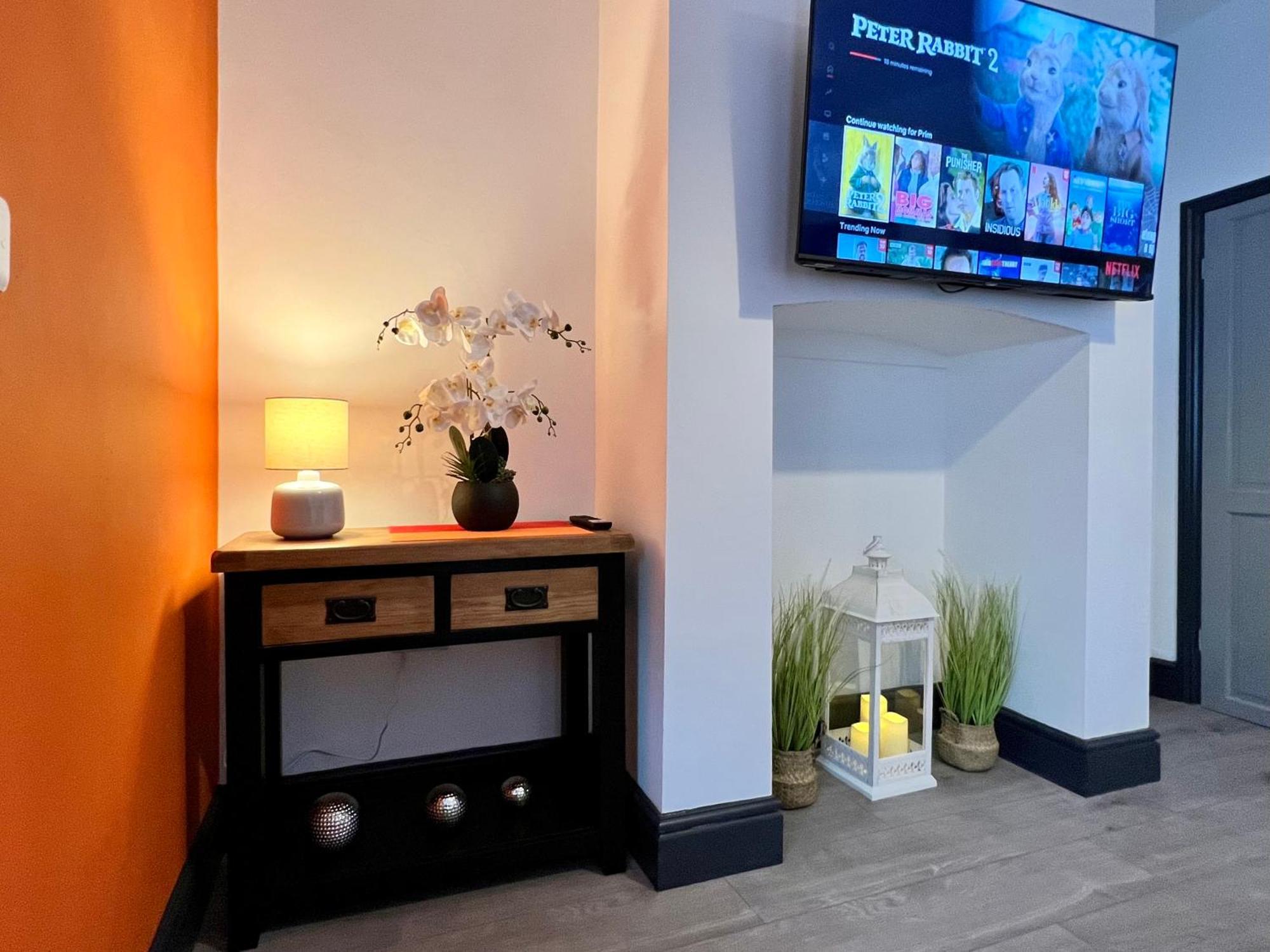 Oxford House - Great For Contractors Or Family Holidays كْليثوربس المظهر الخارجي الصورة