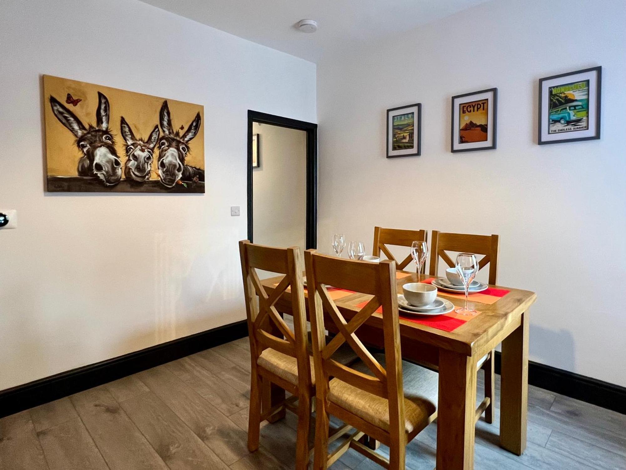 Oxford House - Great For Contractors Or Family Holidays كْليثوربس المظهر الخارجي الصورة